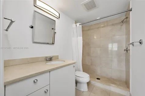 19400 Turnberry Way Aventura FL 33180