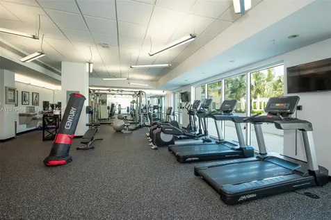 19400 Turnberry Way Aventura FL 33180