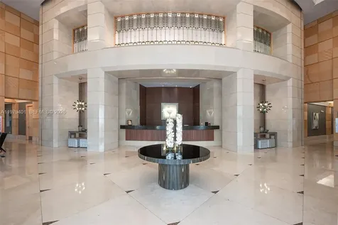 19400 Turnberry Way Aventura FL 33180