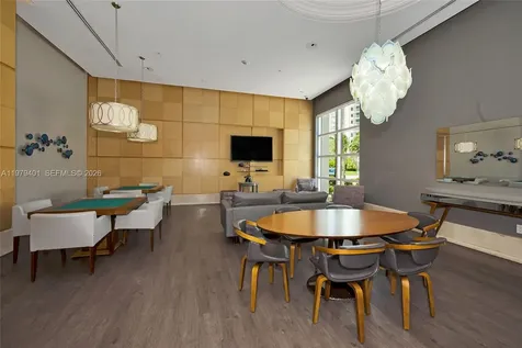 19400 Turnberry Way Aventura FL 33180