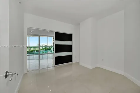19400 Turnberry Way Aventura FL 33180