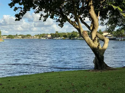 1305 NW 122nd Terrace Pembroke Pines FL 33026