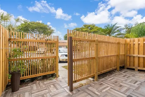 1305 NW 122nd Terrace Pembroke Pines FL 33026