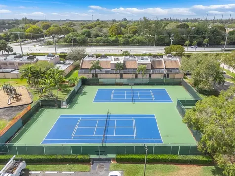 1305 NW 122nd Terrace Pembroke Pines FL 33026