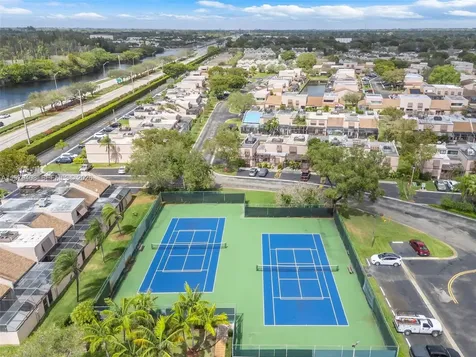 1305 NW 122nd Terrace Pembroke Pines FL 33026