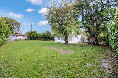 7325 SW 98th Court Miami FL 33173