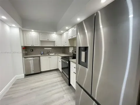 3800 N Hills Drive Hollywood FL 33021