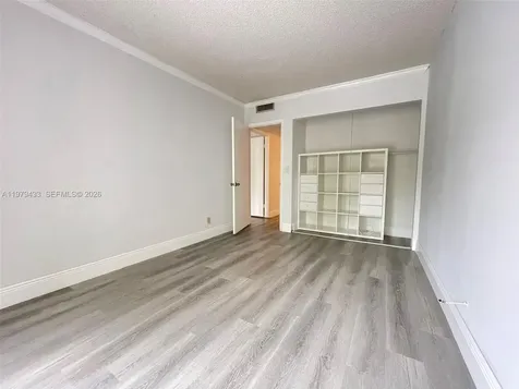 3800 N Hills Drive Hollywood FL 33021