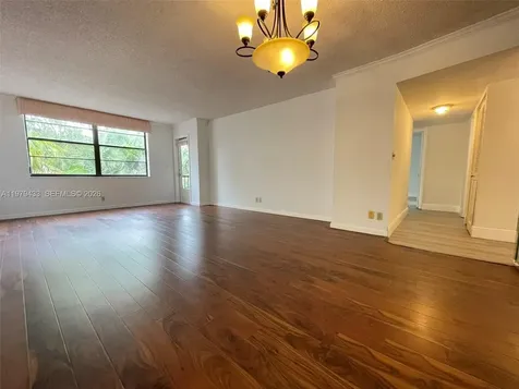 3800 N Hills Drive Hollywood FL 33021