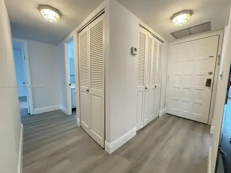 3800 N Hills Drive Hollywood FL 33021