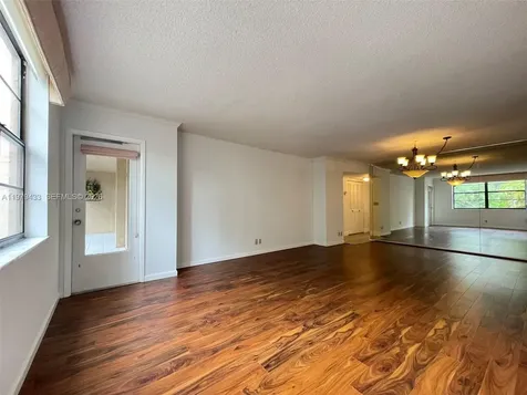 3800 N Hills Drive Hollywood FL 33021