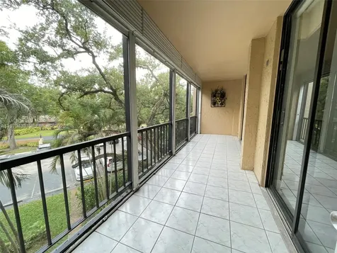 3800 N Hills Drive Hollywood FL 33021