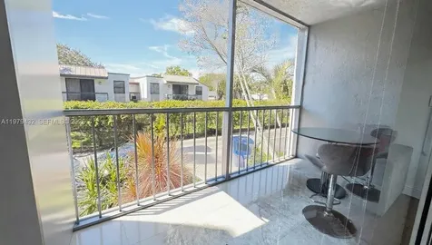 483 N Pine Island Road Plantation FL 33324