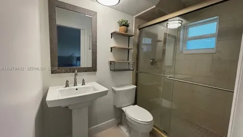 483 N Pine Island Road Plantation FL 33324