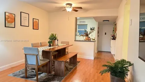 483 N Pine Island Road Plantation FL 33324
