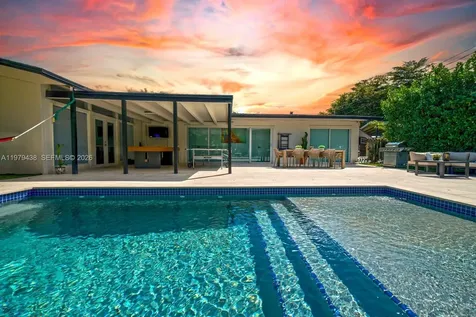 18800 Belmont Drive Cutler Bay FL 33157