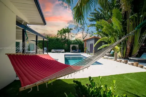 18800 Belmont Drive Cutler Bay FL 33157