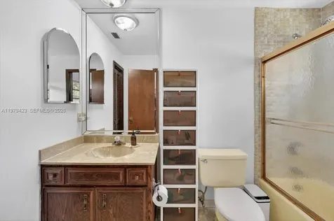 8261 SW 186th Street Cutler Bay FL 33157