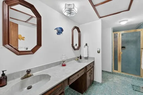 8261 SW 186th Street Cutler Bay FL 33157