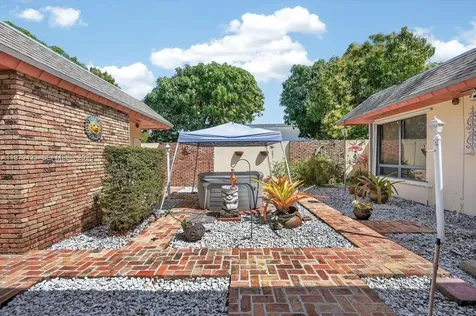 8261 SW 186th Street Cutler Bay FL 33157