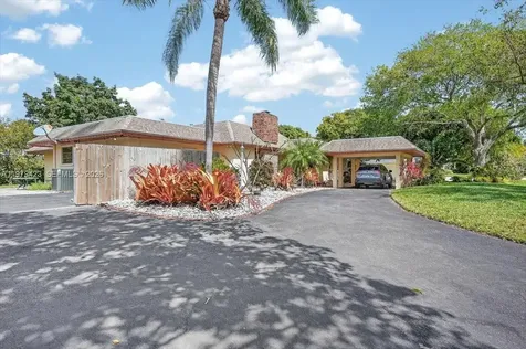 8261 SW 186th Street Cutler Bay FL 33157