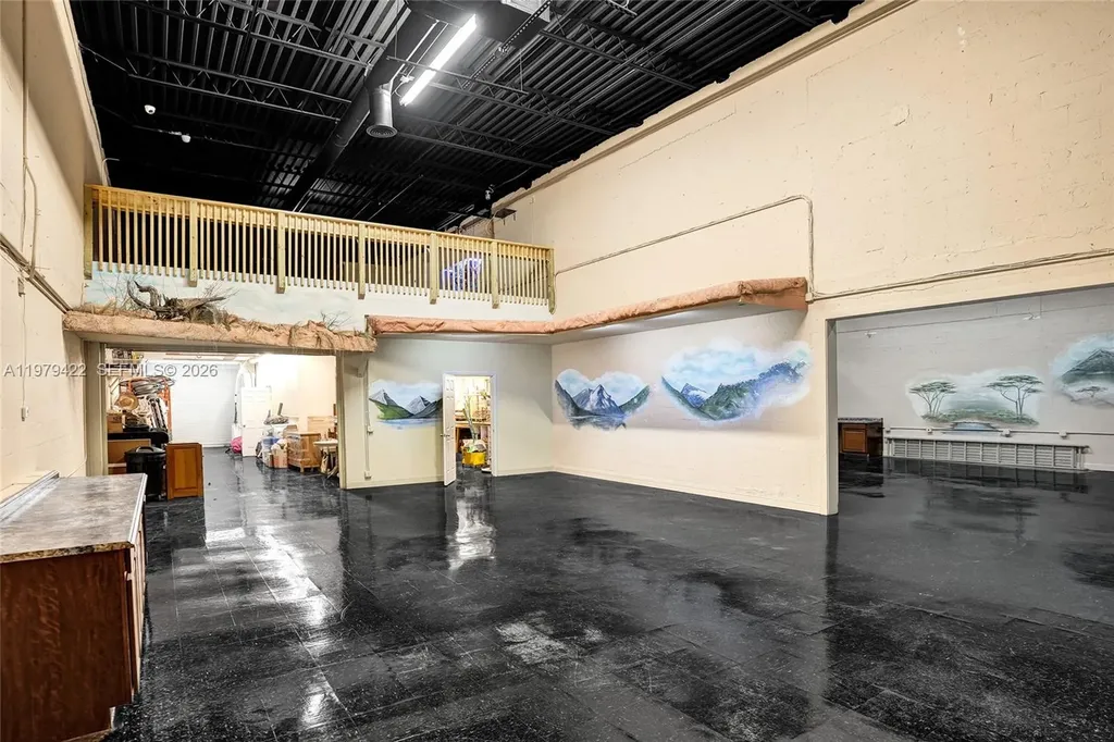 1143 NE 7th Avenue Fort Lauderdale FL 33304