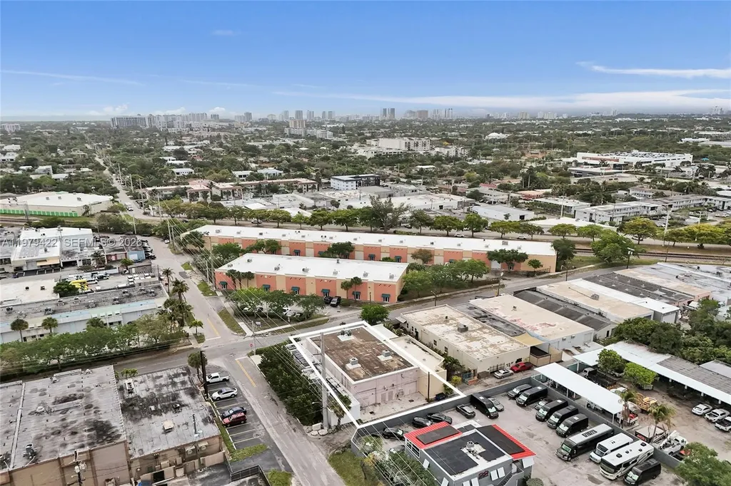 1143 NE 7th Avenue Fort Lauderdale FL 33304