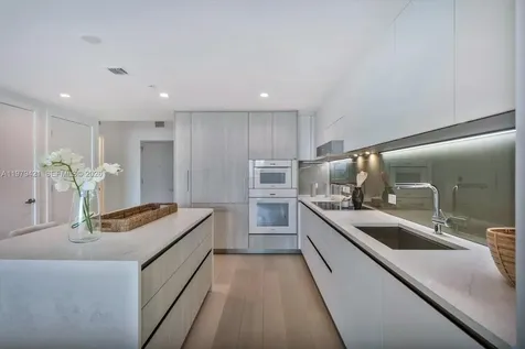 9201 E Bay Harbor Drive Bal Harbour FL 33154
