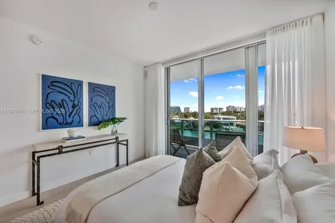 9201 E Bay Harbor Drive Bal Harbour FL 33154