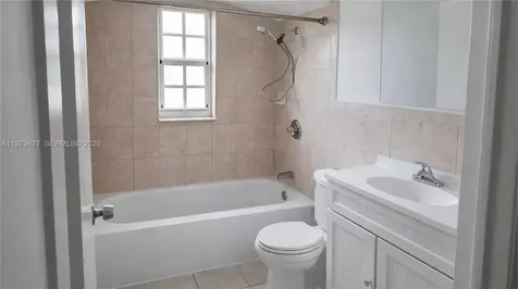 2135 Bay Drive Miami Beach FL 33141