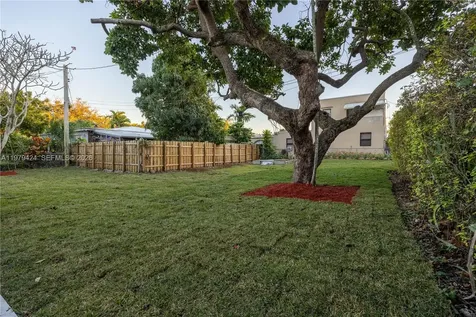 6070 SW 42nd Street Miami FL 33155