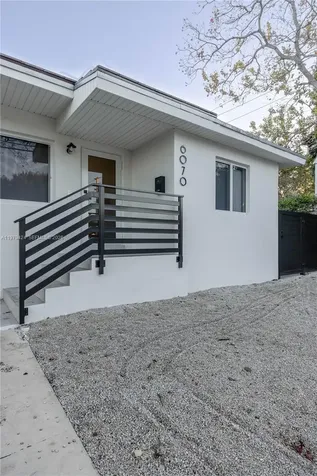 6070 SW 42nd Street Miami FL 33155