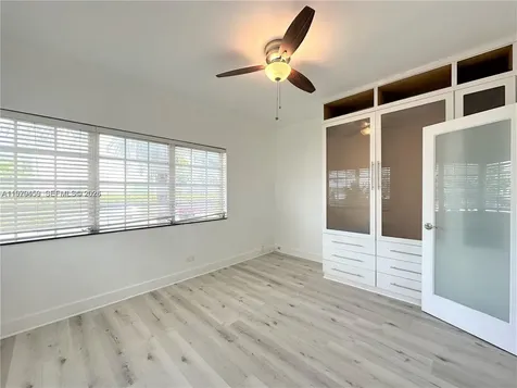 840 10th Street Miami Beach FL 33139