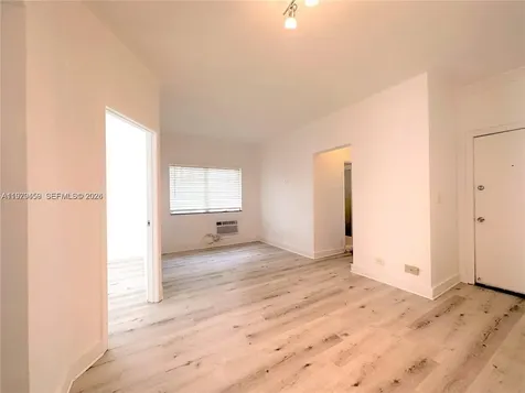 840 10th Street Miami Beach FL 33139