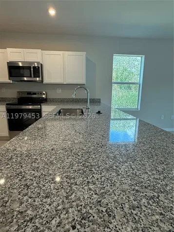 671 NW 10th Court Florida City FL 33034
