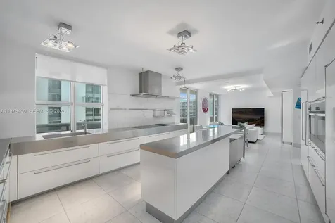 5801 Collins Avenue Miami Beach FL 33140
