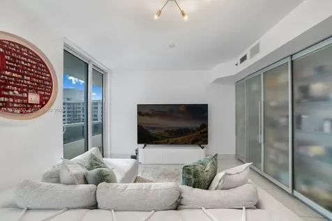 5801 Collins Avenue Miami Beach FL 33140