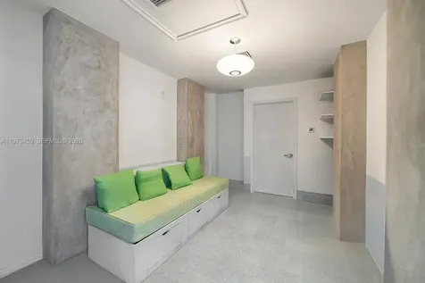 5801 Collins Avenue Miami Beach FL 33140