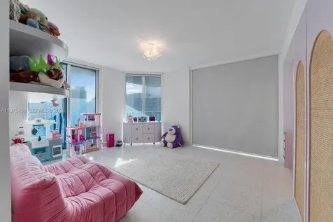 5801 Collins Avenue Miami Beach FL 33140
