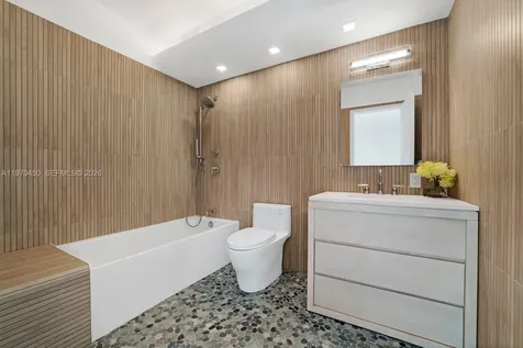 5801 Collins Avenue Miami Beach FL 33140