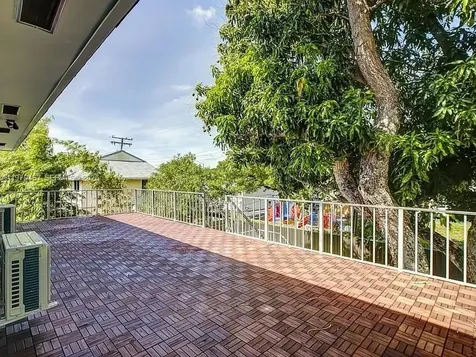 1335 NE 5th Avenue Fort Lauderdale FL 33304