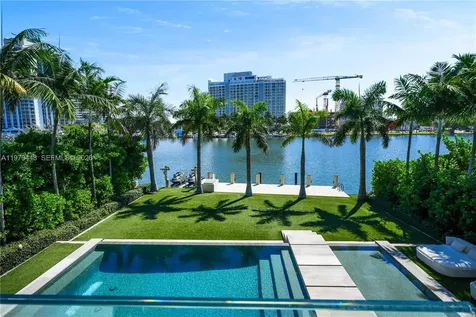 5501 Pine Tree Drive Miami Beach FL 33140