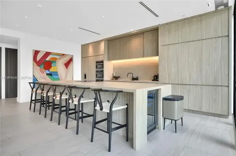 5501 Pine Tree Drive Miami Beach FL 33140