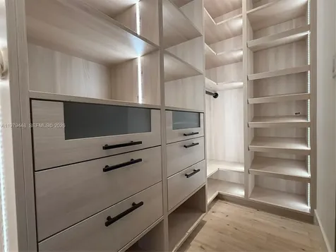 5501 Pine Tree Drive Miami Beach FL 33140