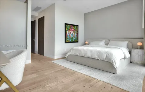 5501 Pine Tree Drive Miami Beach FL 33140