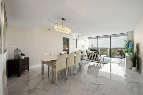 20505 E Country Club Drive Aventura FL 33180