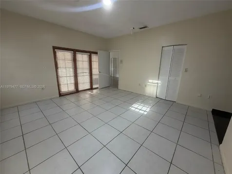 1090 NW 128th Court Miami FL 33182