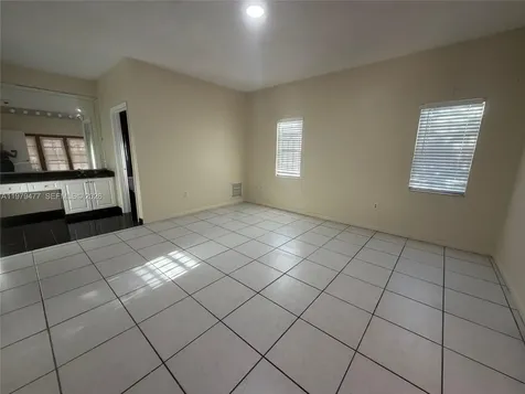 1090 NW 128th Court Miami FL 33182