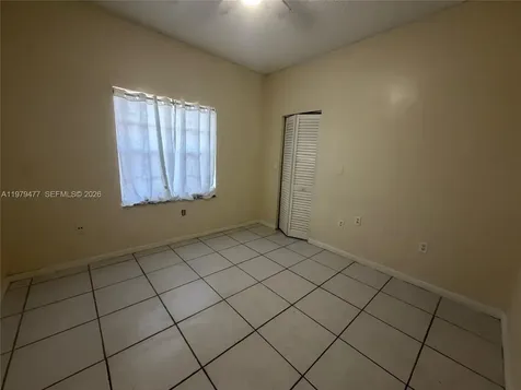 1090 NW 128th Court Miami FL 33182