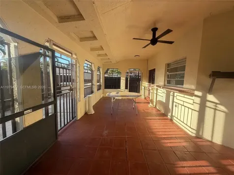 1090 NW 128th Court Miami FL 33182